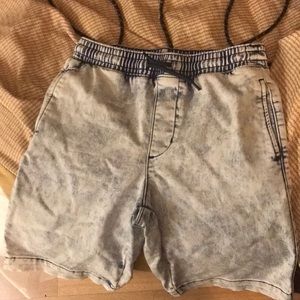 Brand: wonder nation size: large (10-12) color: blue jeans